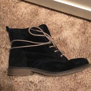 Steve Madden boots